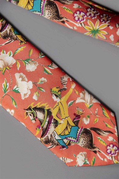 Turuncu figürlü ipek kravat